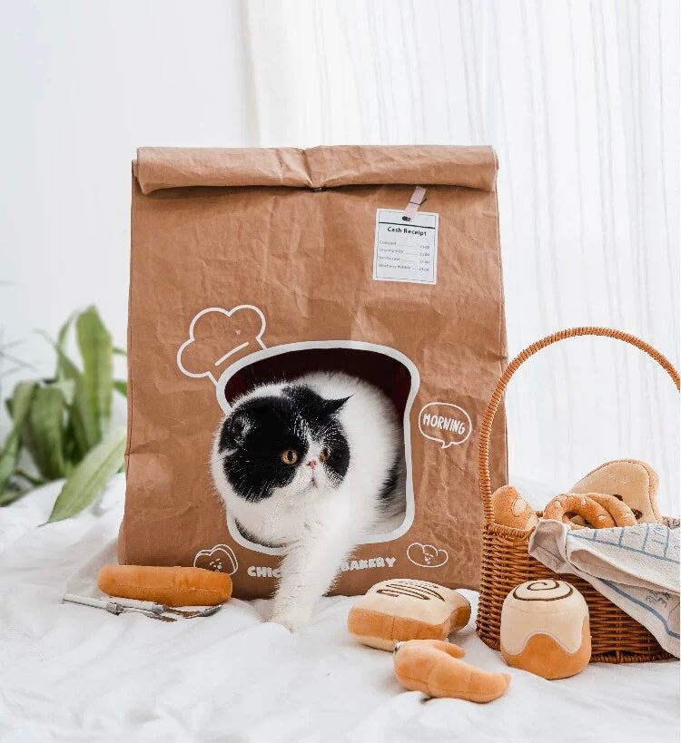 Cozy Crumb" Cat Bread Bag Bed ”